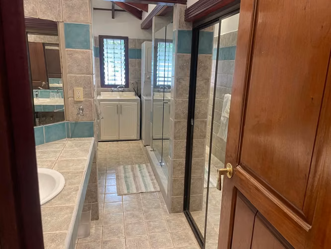 Apartamento amueblado en exclusivo condominio en Santa Ana 6