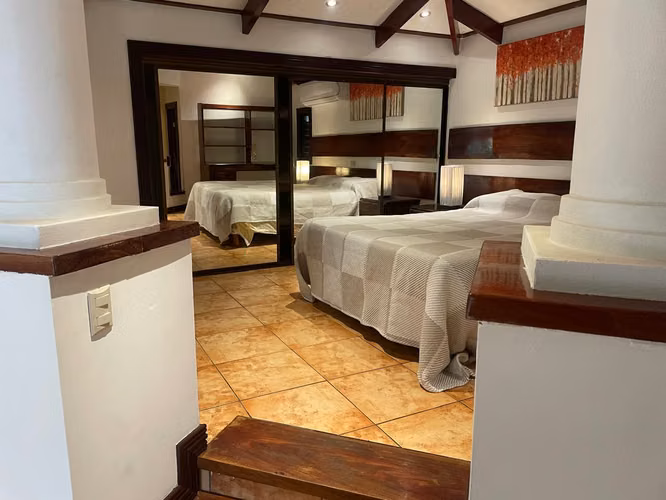 Apartamento amueblado en exclusivo condominio en Santa Ana 8