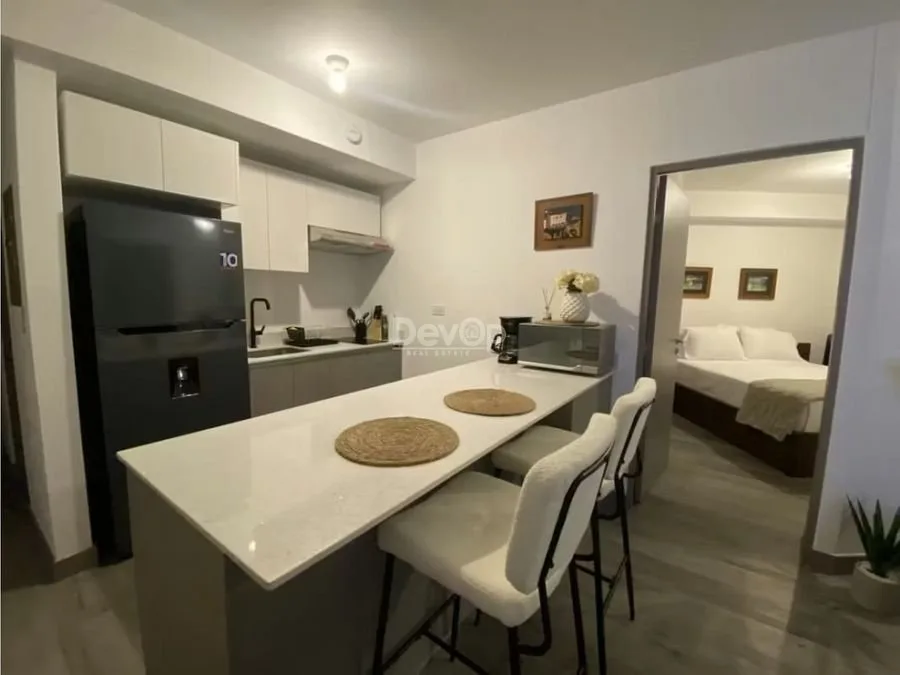 Apartamento amueblado piso 13 en Barrio Escalante 11
