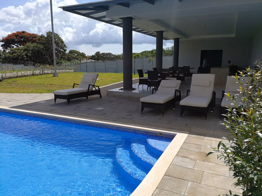 Moderno apartamento en Mercedes Norte, Heredia 1