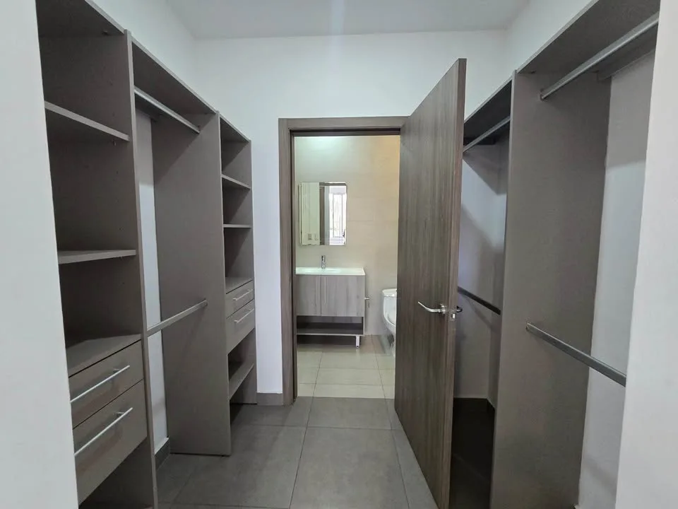 Apartamento 2 habitaciones en condominio Pinares, Curridabat 5