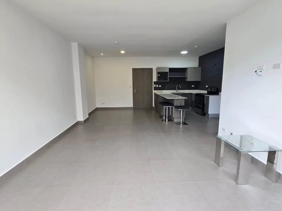 Apartamento 2 habitaciones en condominio Pinares, Curridabat 8