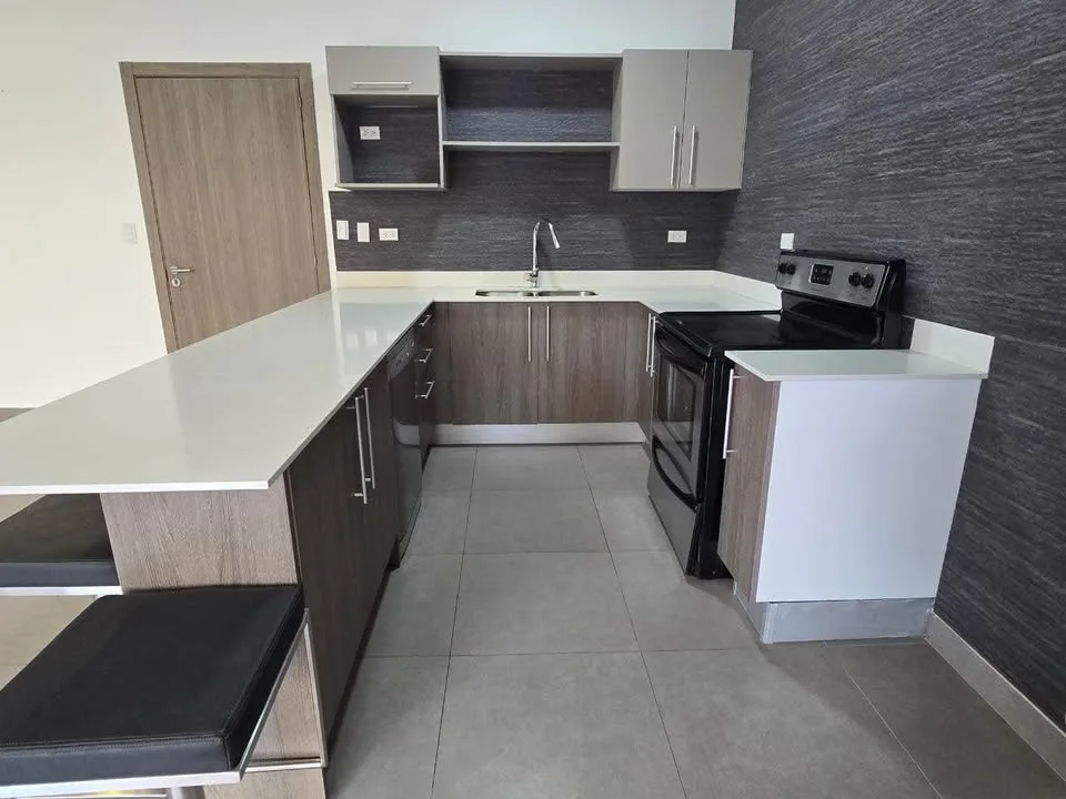 Apartamento 2 habitaciones en condominio Pinares, Curridabat 9