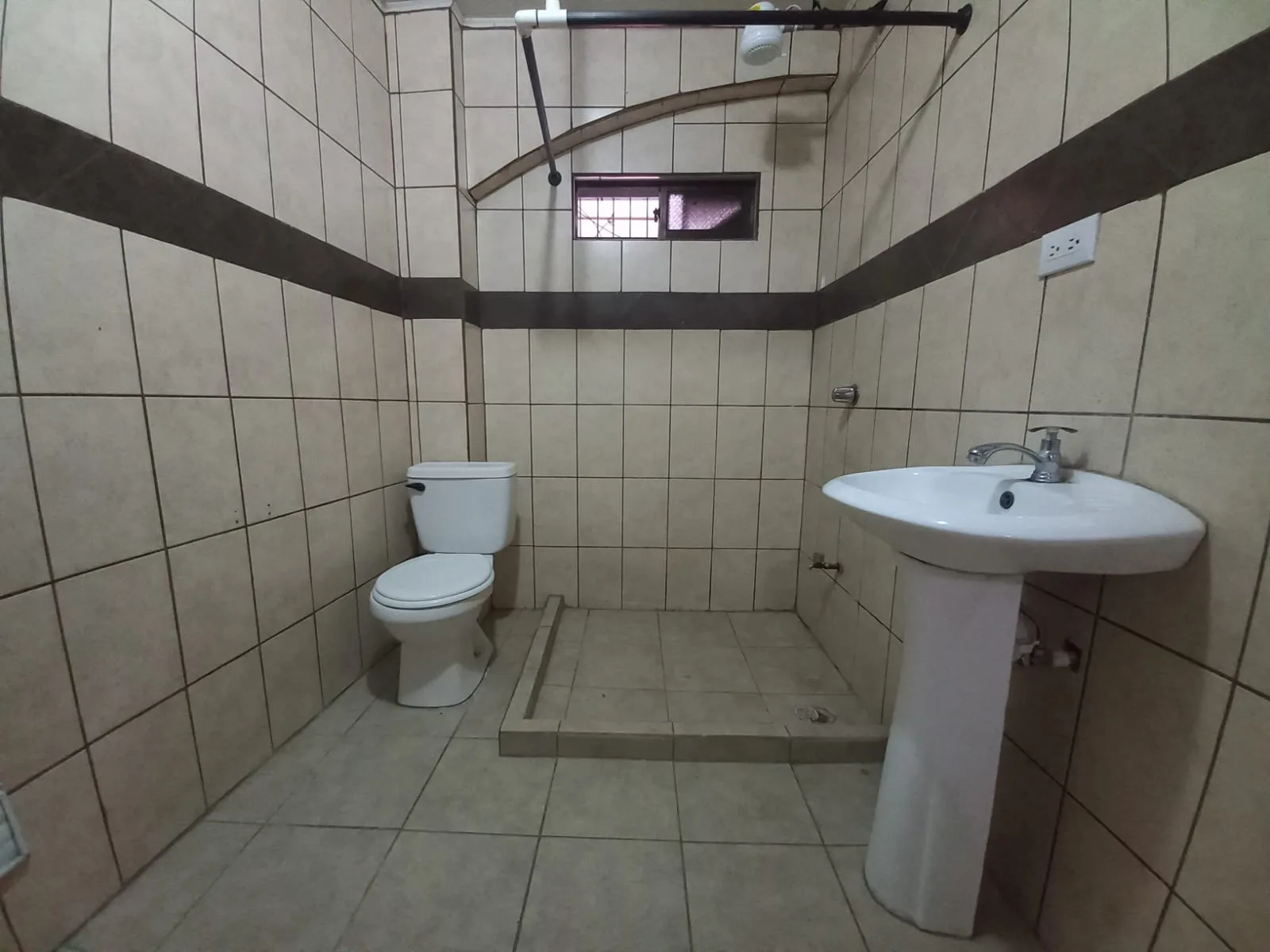 Se Alquila Apartamento en Hatillo Guadalupe 2