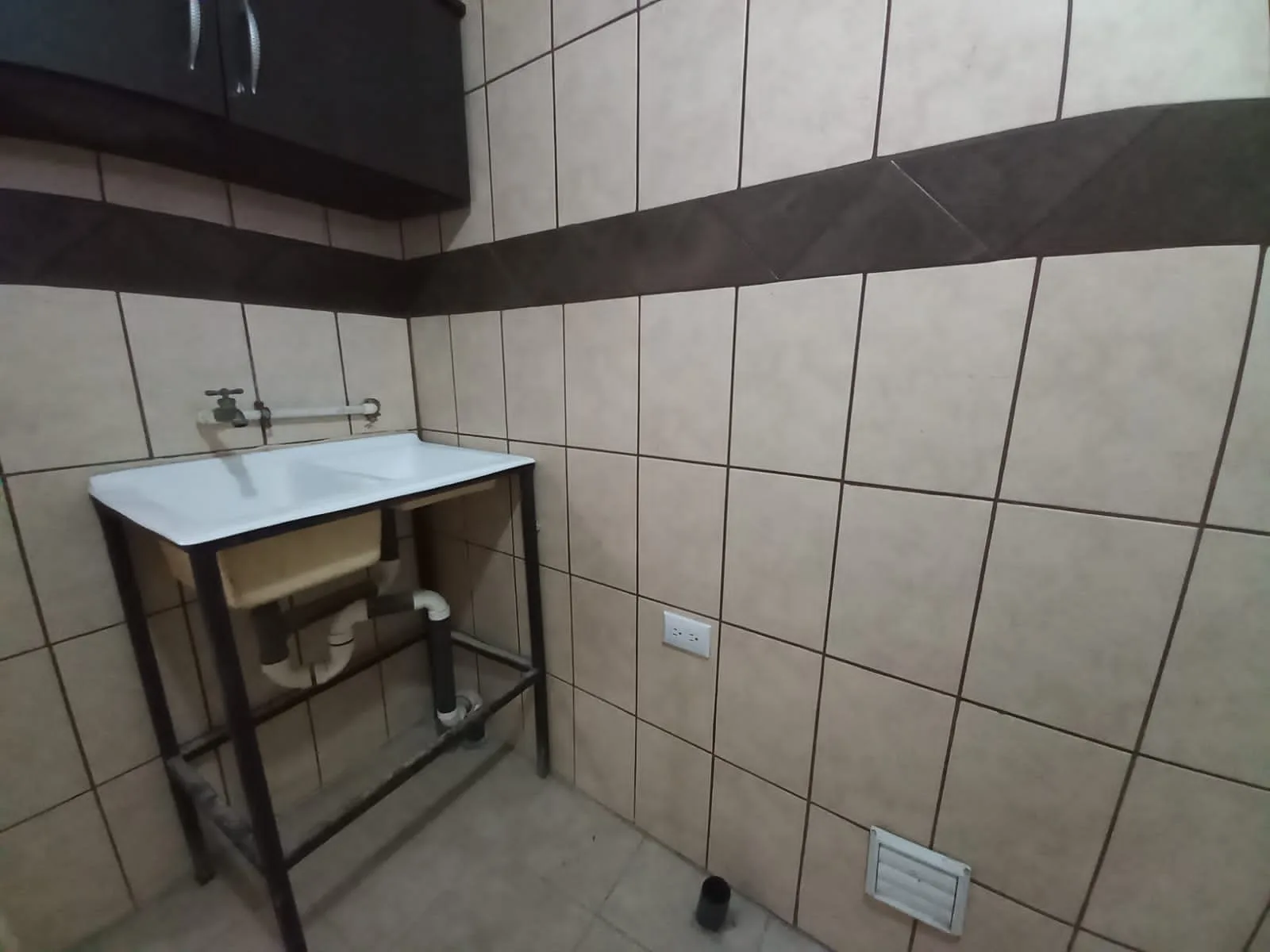 Se Alquila Apartamento en Hatillo Guadalupe 3