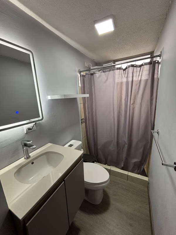 Apartamento amueblado y remodelado en Curridabat 9