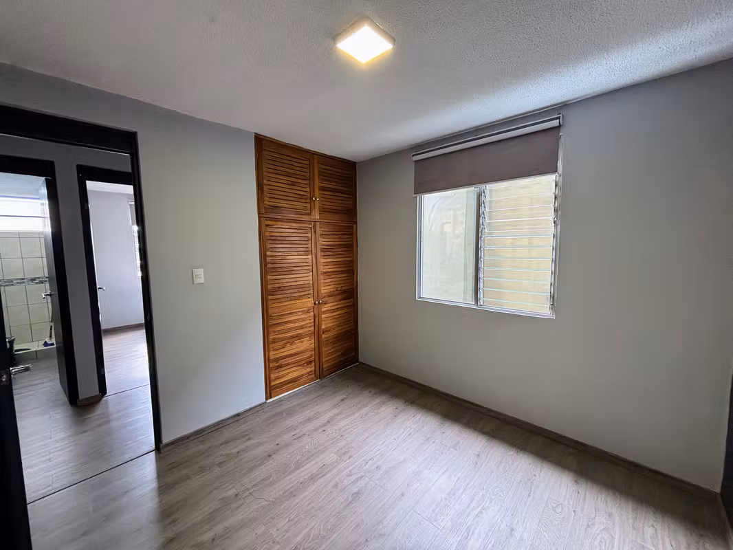 Apartamento amueblado y remodelado en Curridabat 10