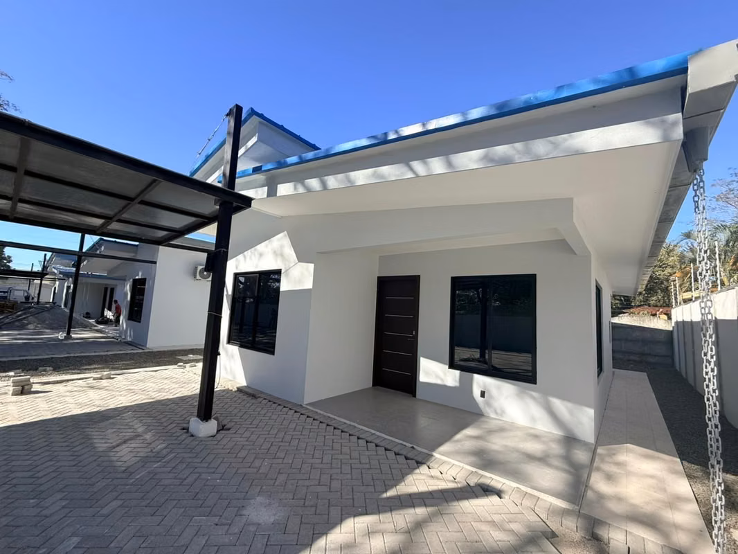 Casa nueva en Condominio Colonia Blanca, Liberia 10
