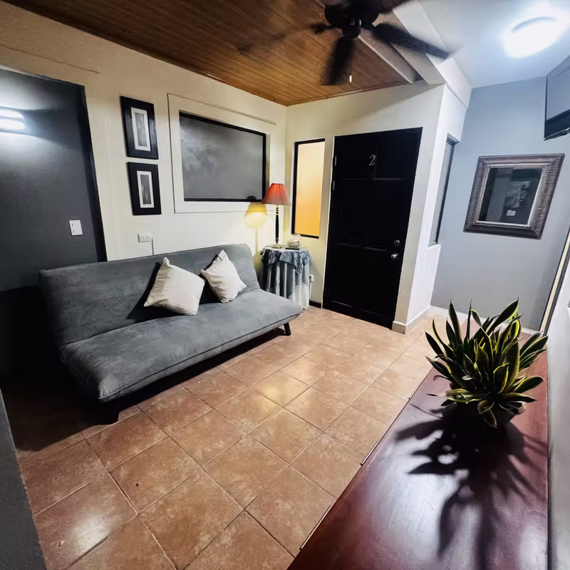 Amplio apartamento estudio a 5 minutos de Playas del Coco 3