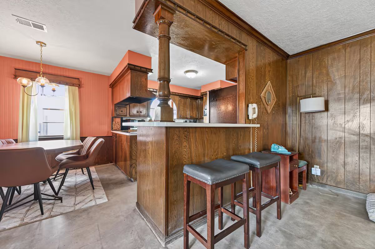 Welcome to Gramma's House - 3bed room w/2 kings! - listing cover photo