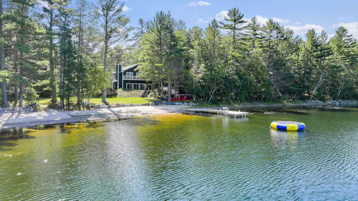 NEW • Sand Beach • Kayaks, Canoe, Toys • King Beds - listing photo