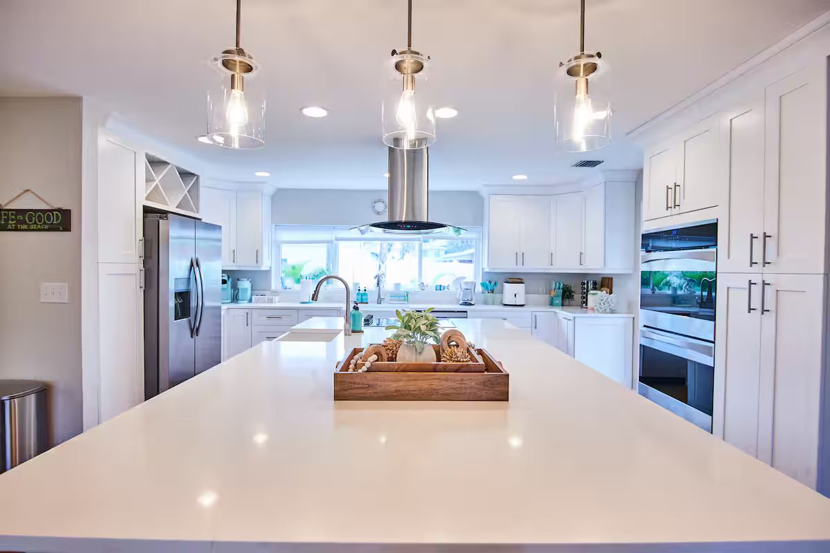 1 blk to St. Pete Beach, 3 King bds, Patio, Grill - listing cover photo