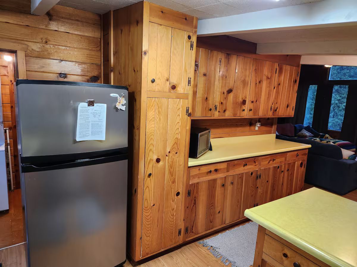 California Hot Springs Cabin Escape - listing photo