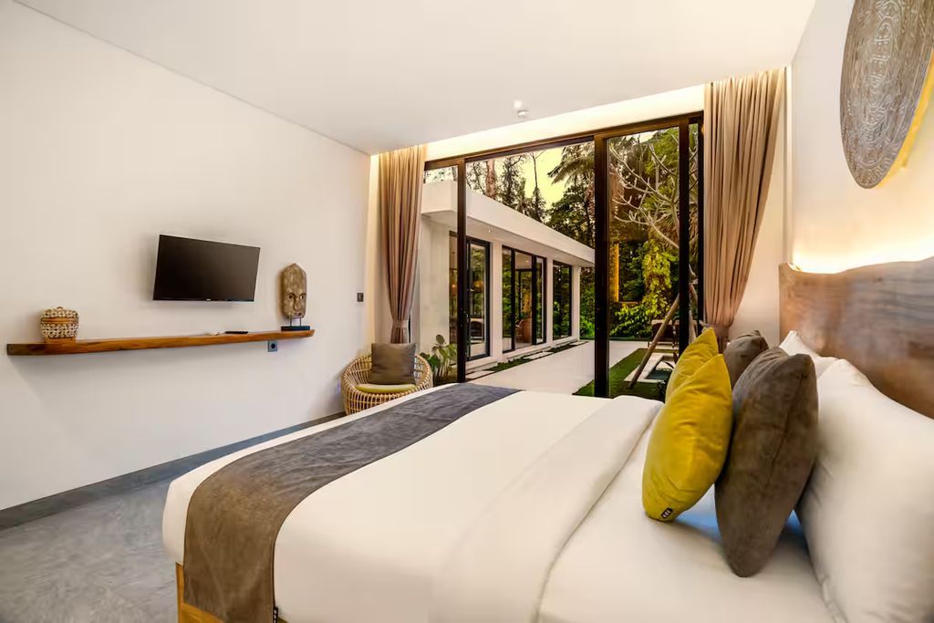 Ciryandil 5BR Villa Infinity Pool & GYM in Ubud - listing photo