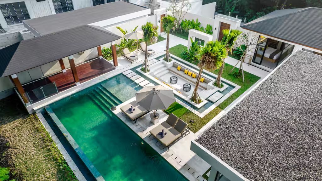 Ciryandil 5BR Villa Infinity Pool & GYM in Ubud - listing cover photo