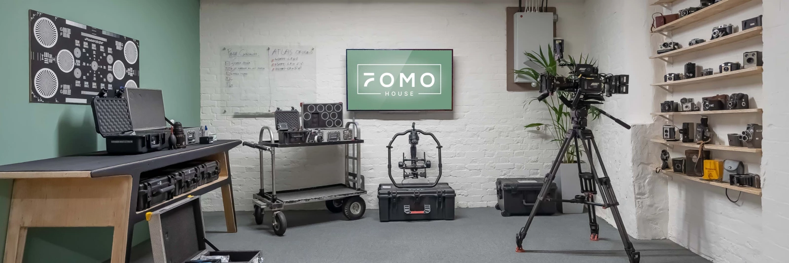 FOMO Rentals - Dubai's Premier Cinema Equipment Rental House Now on LighRent