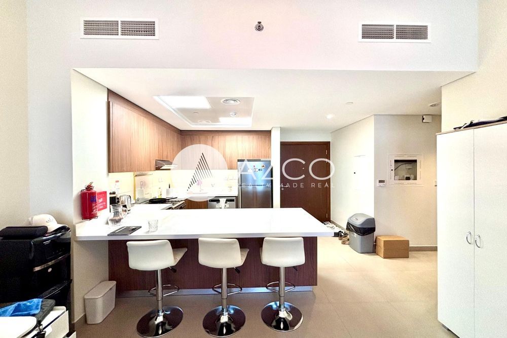 1 bed 2 baths Apartment - thumbnail 1