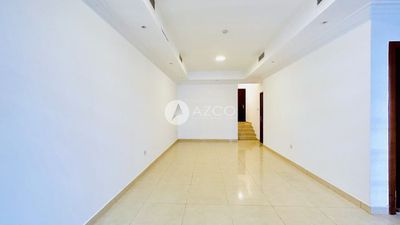 3 beds 4 baths Villa