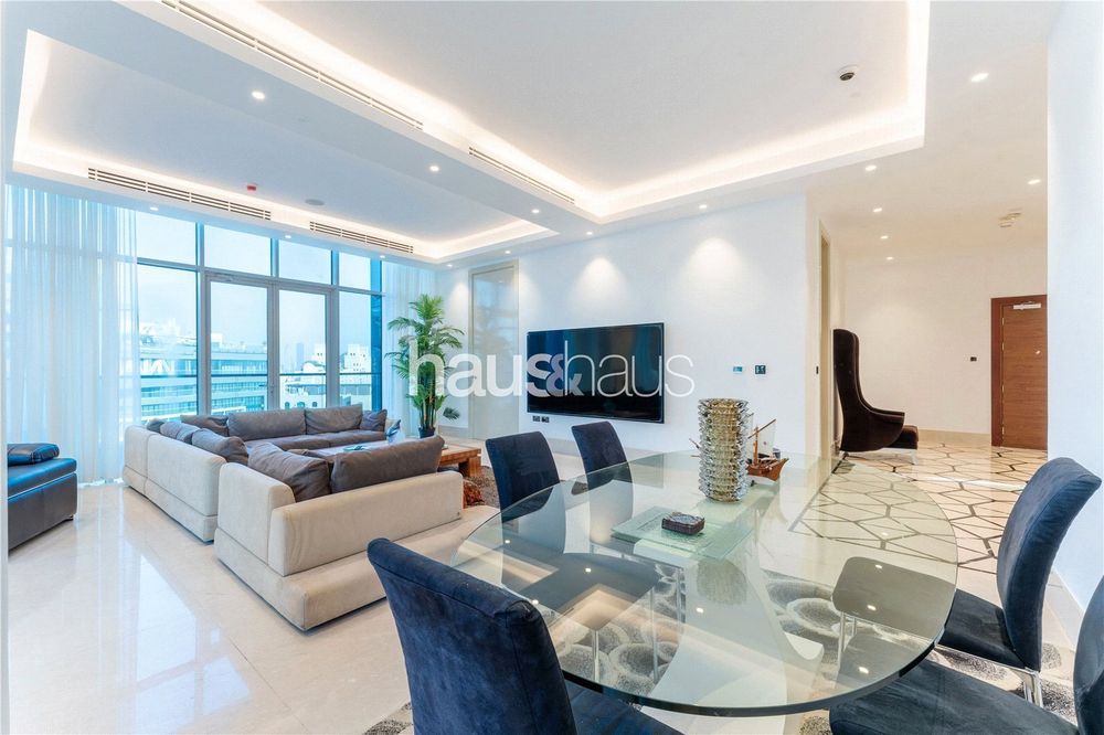 4 beds 4 baths Apartment - thumbnail 1