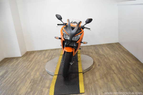 www.rentingglobal.com, renting, global, Plot C11, Tetteh Quarshie Interchange, Spintex Rd, Accra, Ghana, speed, 2016 HONDA CBR300R For Sale 