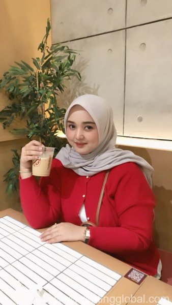 Get Connected with a Real Sugar Mummy – RM4,000 Per Meeting!