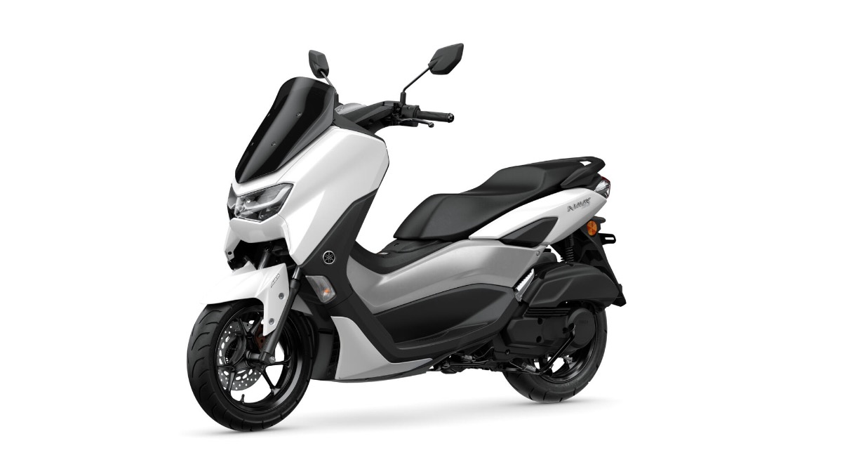 Yamaha NMAX 125 rental in Lisbon — image 1