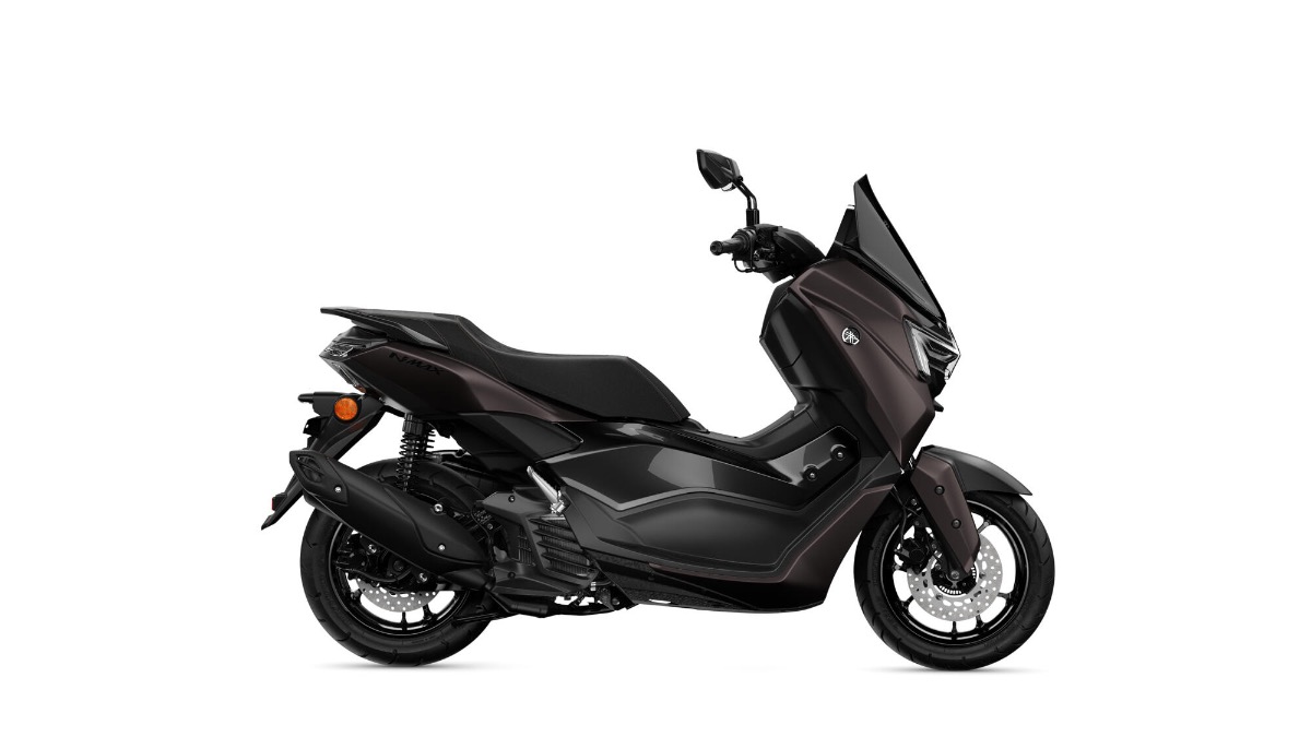 Yamaha NMAX 125 Tech MAX rental in Lisbon — image 4