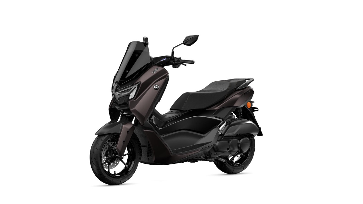 Yamaha NMAX 125 Tech MAX rental in Lisbon — image 1