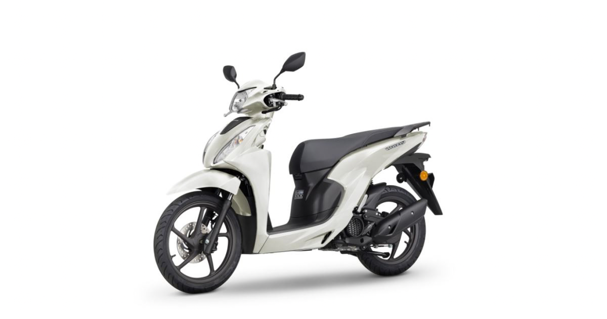 Honda Vision 110 rental in Lisbon — image 1