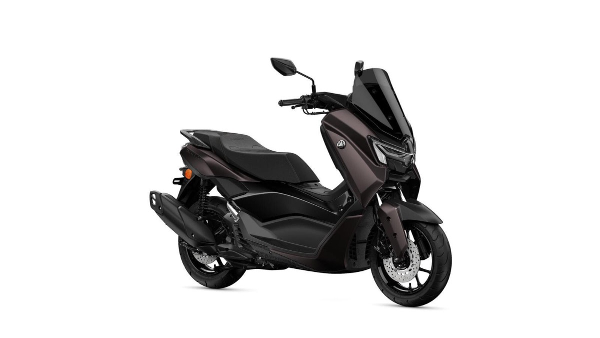 Yamaha NMAX 125 Tech MAX rental in Lisbon — image 2