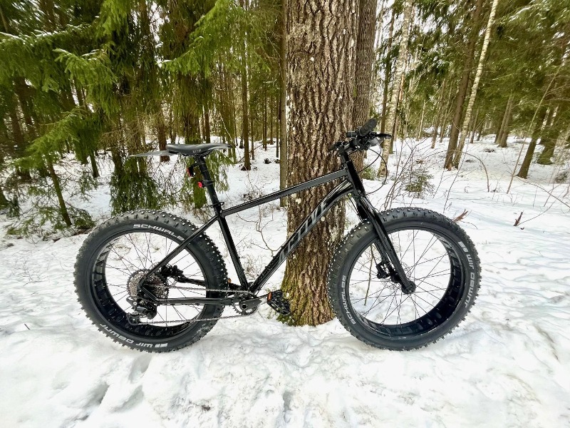 Active Icebreaker 12 Fat Bike - Large, Newly Serviced