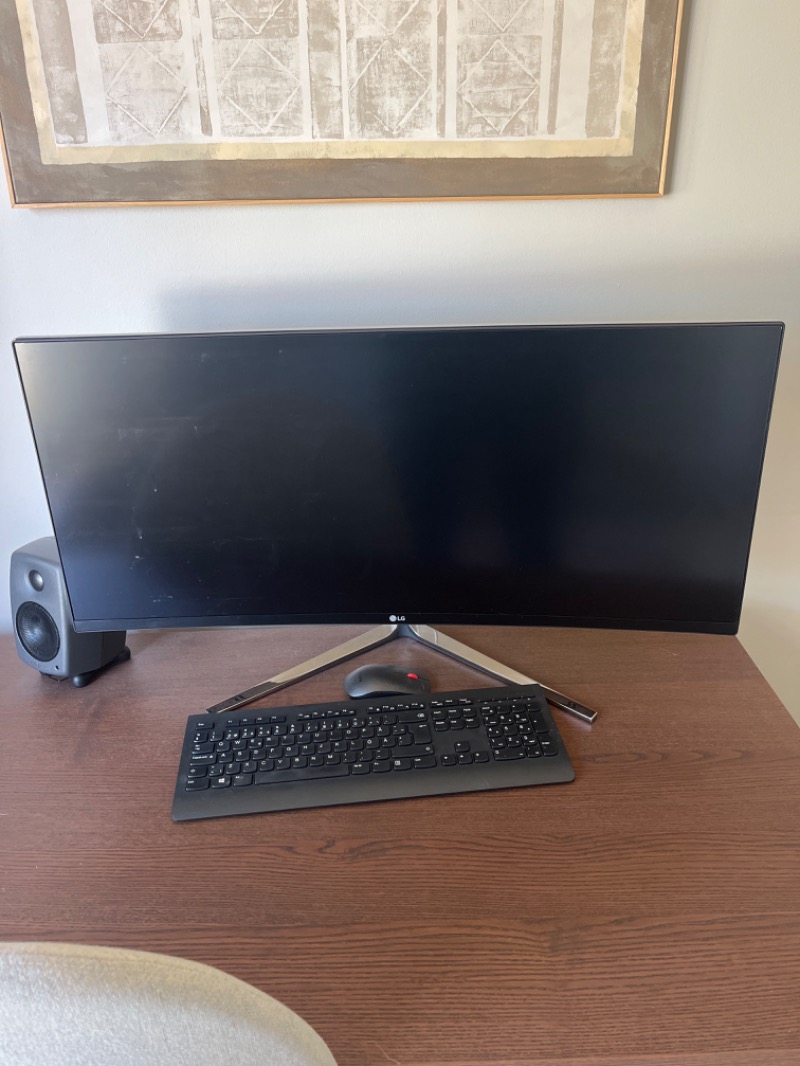 Widescreen Computer Monitor