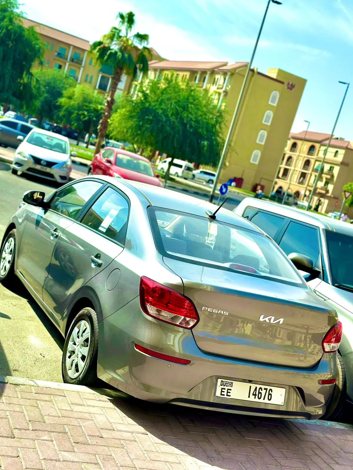 استأجر سيارة كيا بيجاس 2026 في دبي | تأجير سيارات سيدان صغيرة بأسعار معقولة