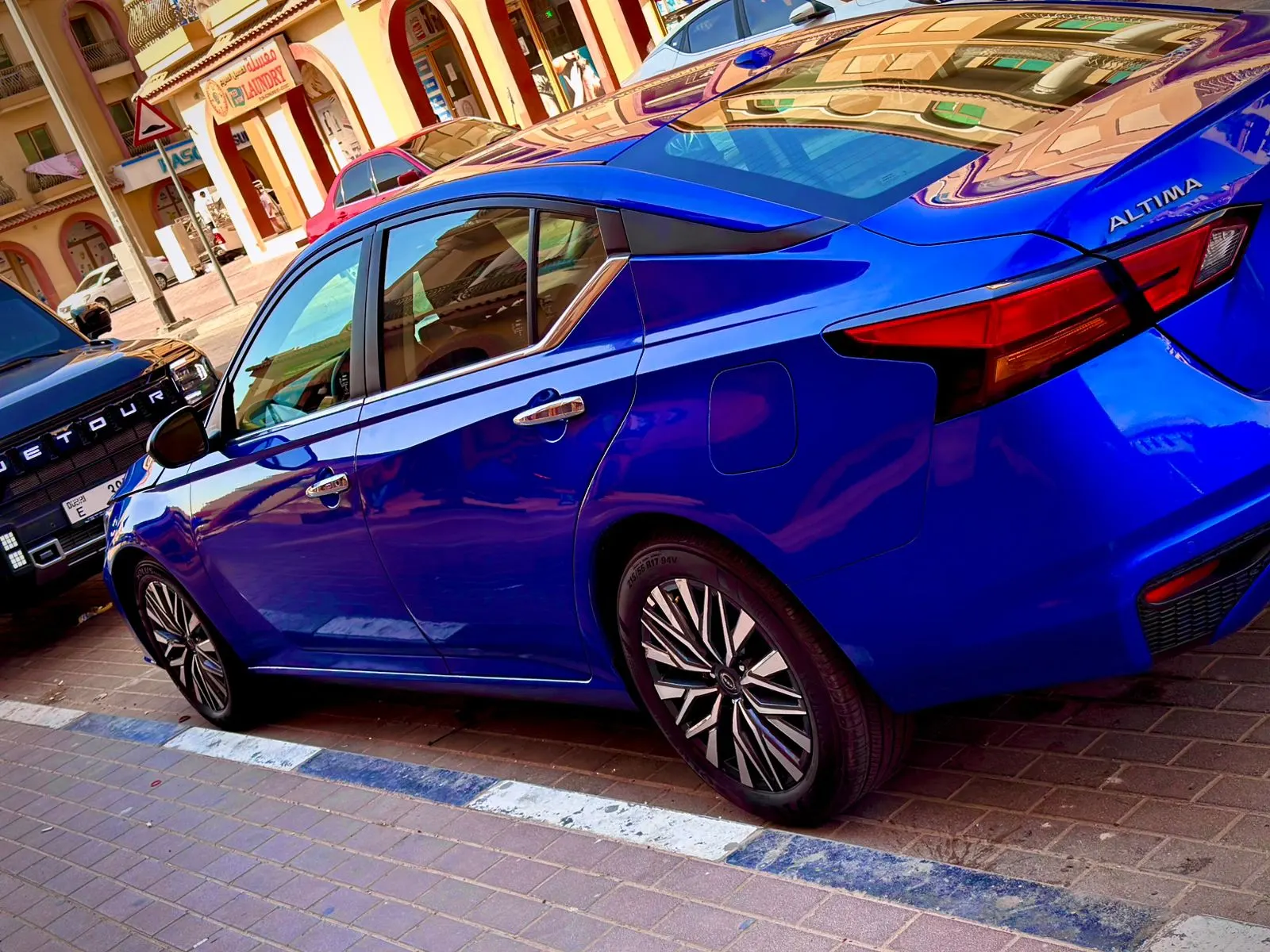 Rent Nissan Altima 2025 Full Option in Dubai | Luxury Mid-Size Sedan Rental