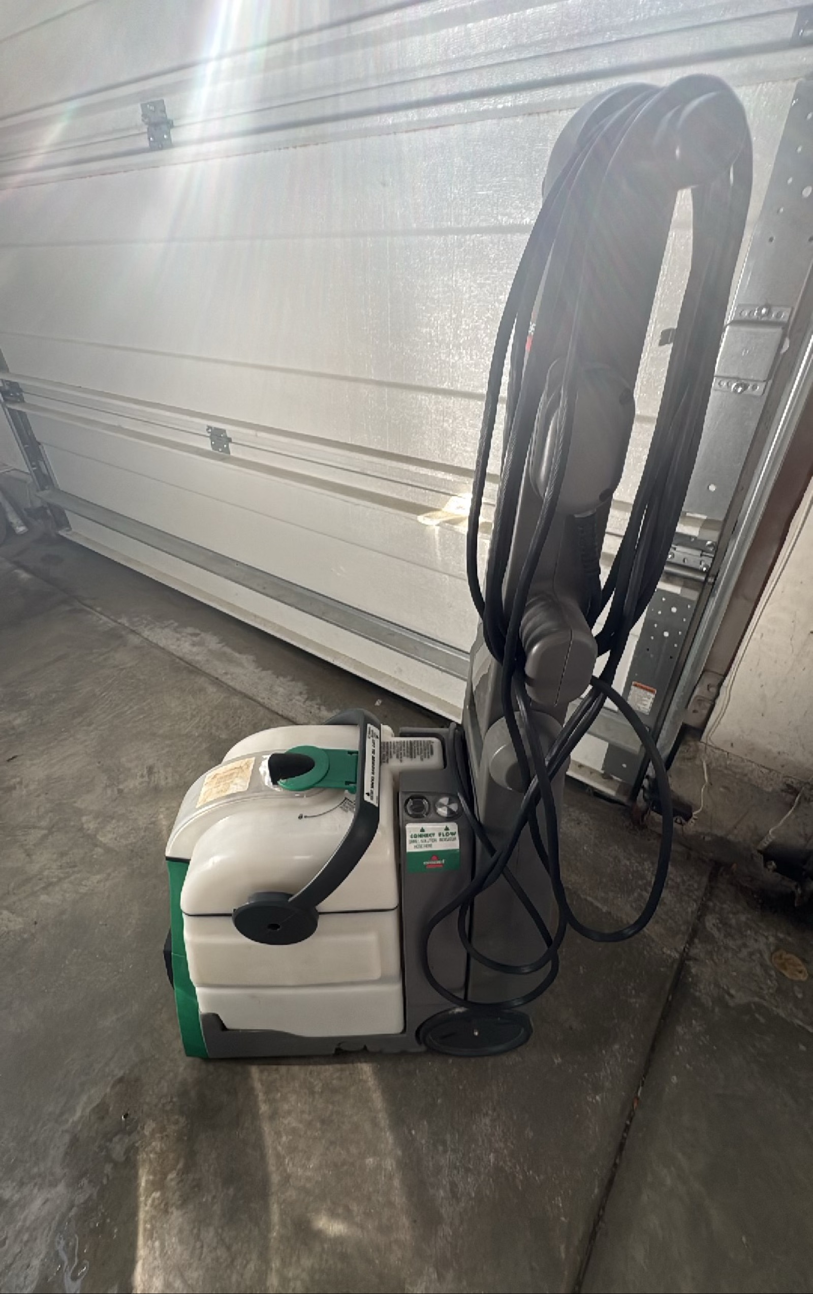 Bissell Big Green Carpet Cleaner