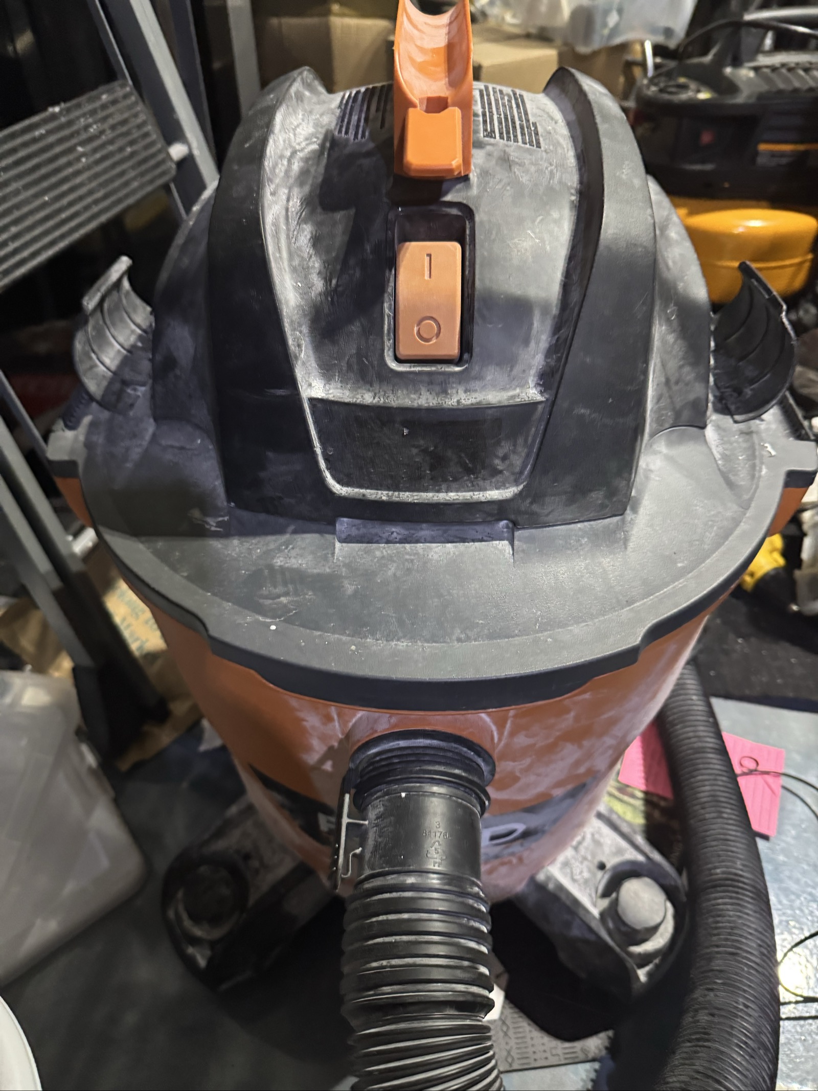 RIDGID Wet/Dry Vacuum thumbnail 3