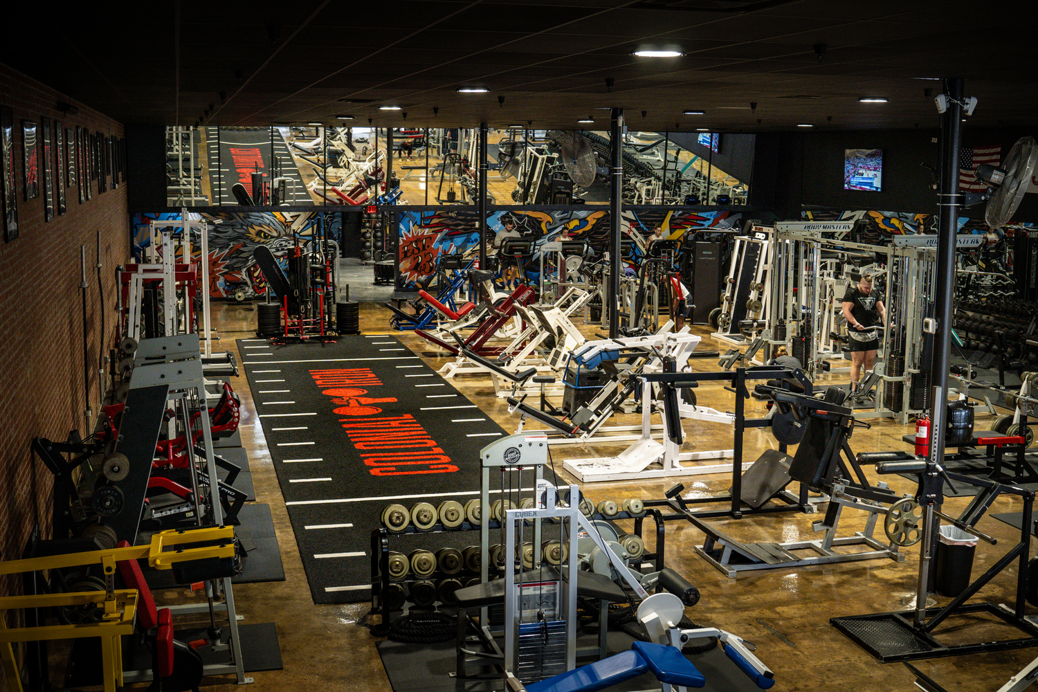 Colonial Iron Gym