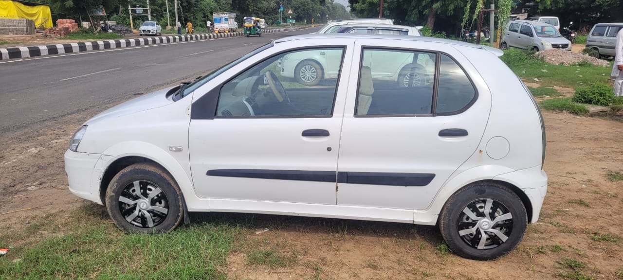 Details View - Tata Indica photos - reseller,reseller marketplace,advetising your products,reseller bazzar,resellerbazzar.in,india's classified site,Tata Indica,old Tata Indica,used Tata Indica,Tata Indica in Gujarat