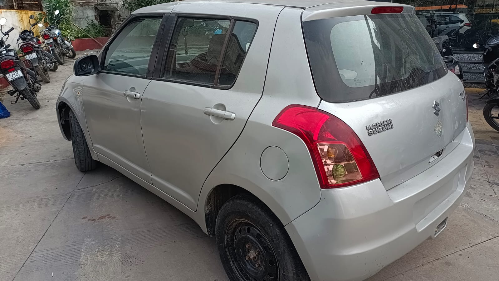 Details View - Maruti Suzuki swift photos - reseller,reseller marketplace,advetising your products,reseller bazzar,resellerbazzar.in,india's classified site,Maruti Suzuki swift , Old Maruti Suzuki swift , Used Maruti Suzuki swift in Ahmedabad , Maruti Suzuki swift in Ahmedabad