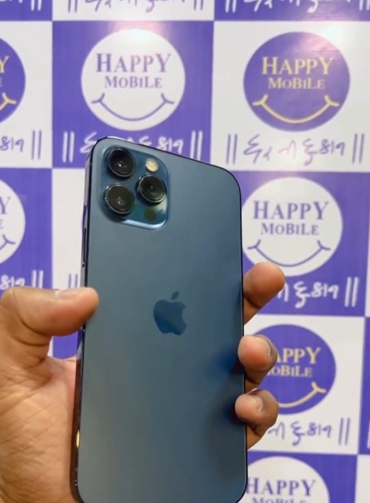Details View - Iphone 12 pro max photos - reseller bazzar,i phone,apple iphone 12 pro max,256gb iphone 12 pro max,a14 bionic chip smartphone,super retina xdr display,triple-camera system smartphone,turbo sim iphone 12 pro max,long-lasting battery smartphone,premium iphone 12 pro max,stylish and functional smartphone,powerful iphone 12 pro max