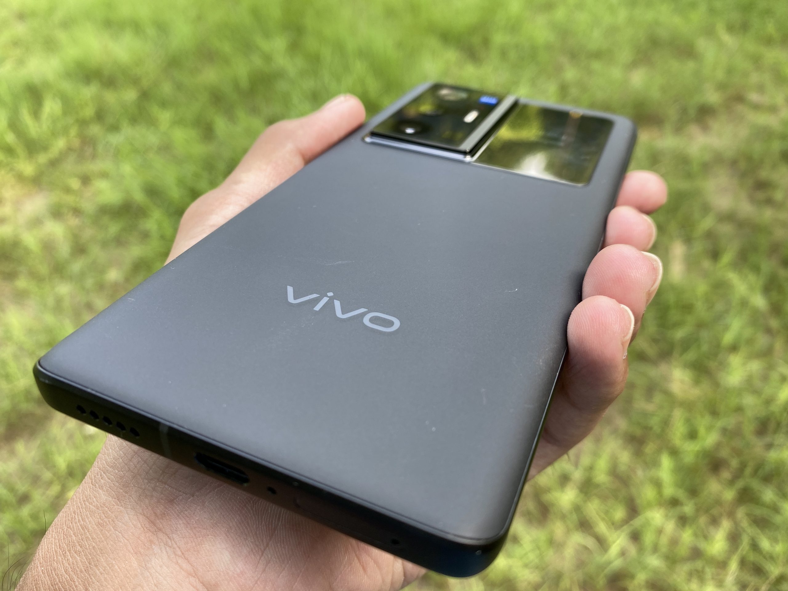 Details View - Vivo X70 pro plus photos - reseller bazzar,vivo,vivo smart phones,mobiles