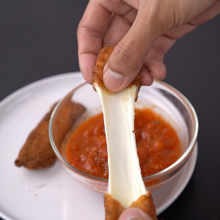 Puasa Hari Ke 21 : Mozzarella Sticks thumbnail