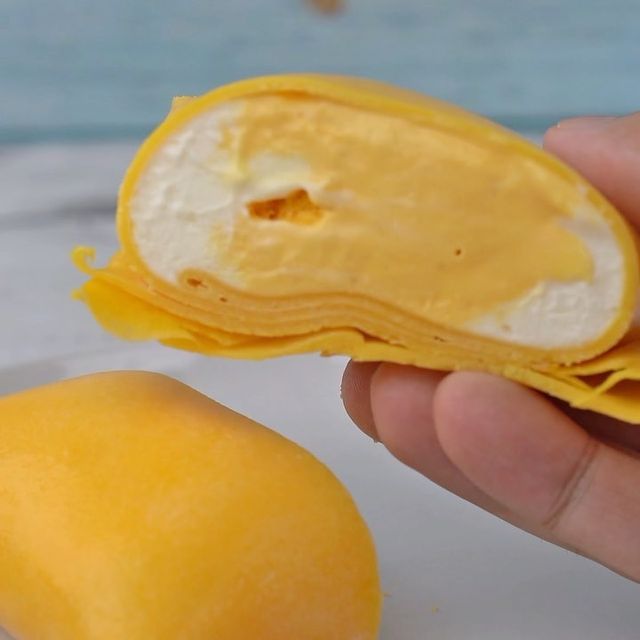 Aiskrim Durian Crepe Musang King thumbnail