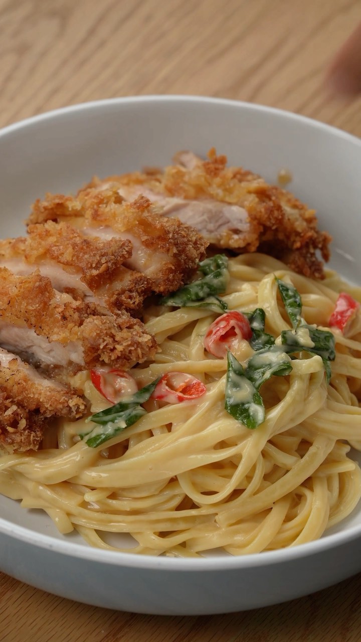 Salted Egg Pasta thumbnail