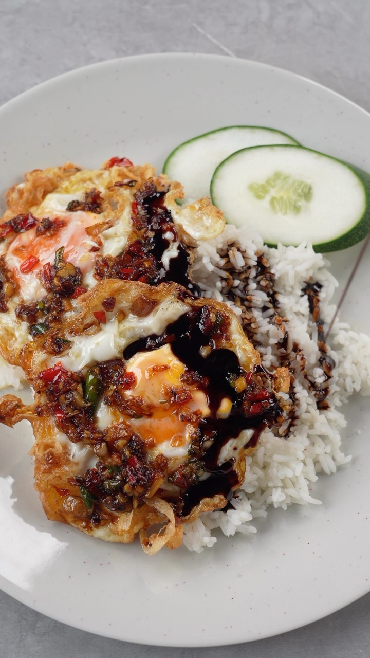 Menu Sahur : Telur Mata Goreng Cili Padi thumbnail