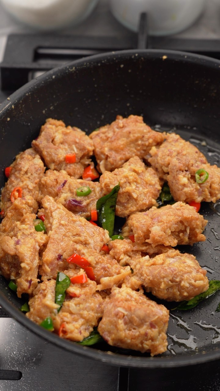 Puasa ke-19: SALTED EGG CHICKEN π thumbnail