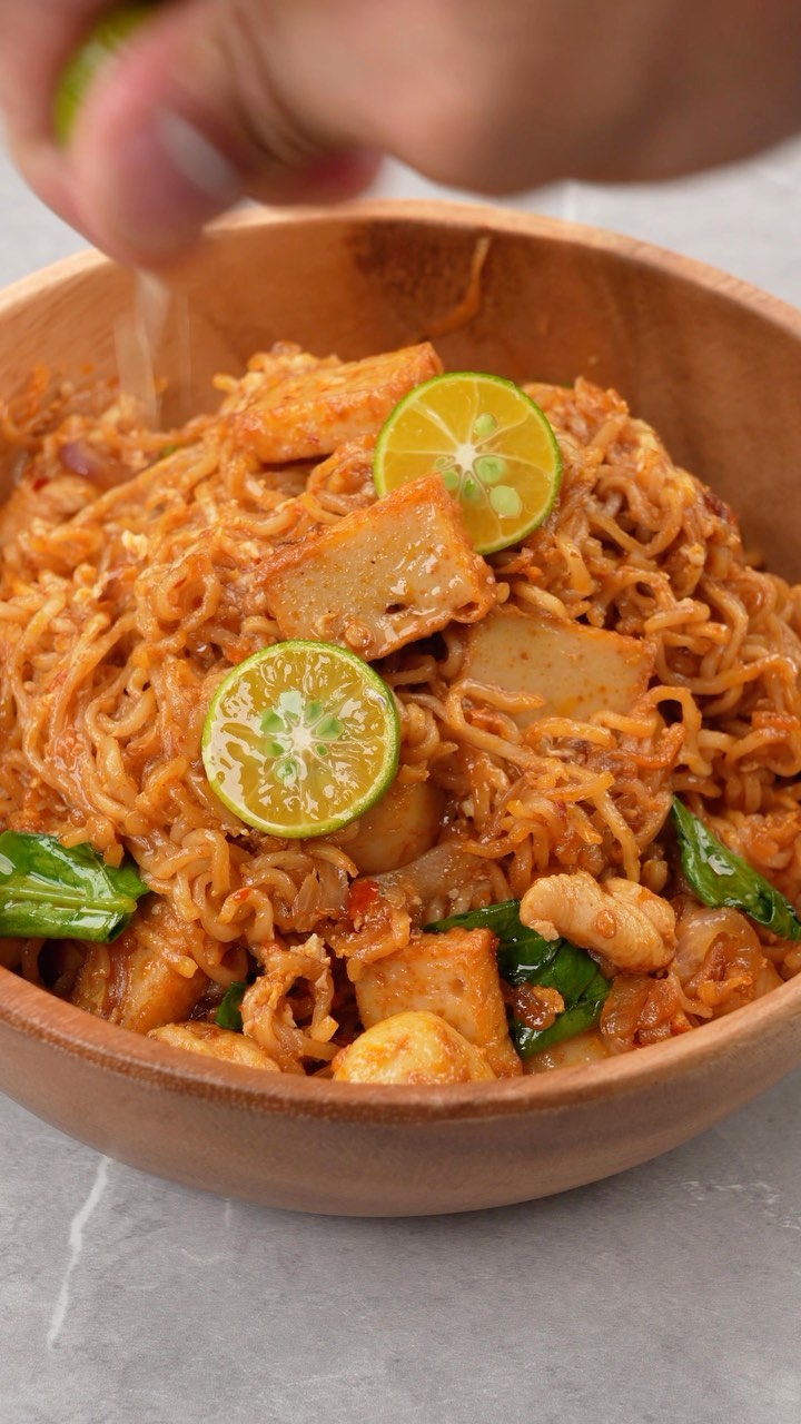 Maggi Goreng Pedas thumbnail