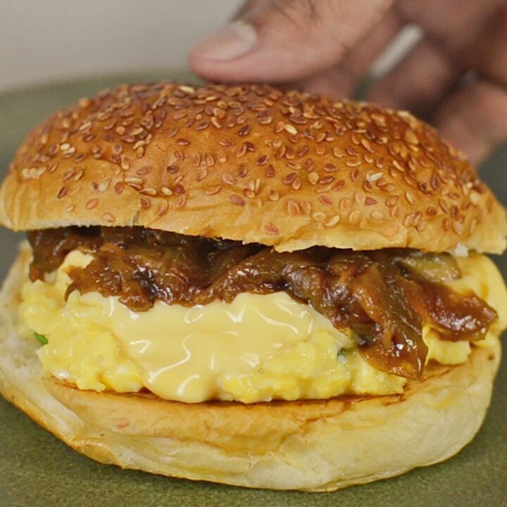 Breakfast Sandwich thumbnail