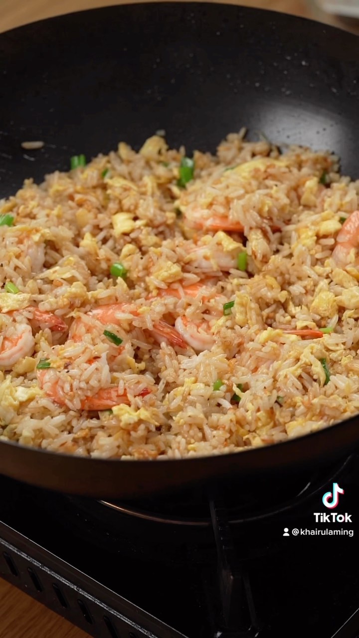 Garlic Friend Rice thumbnail