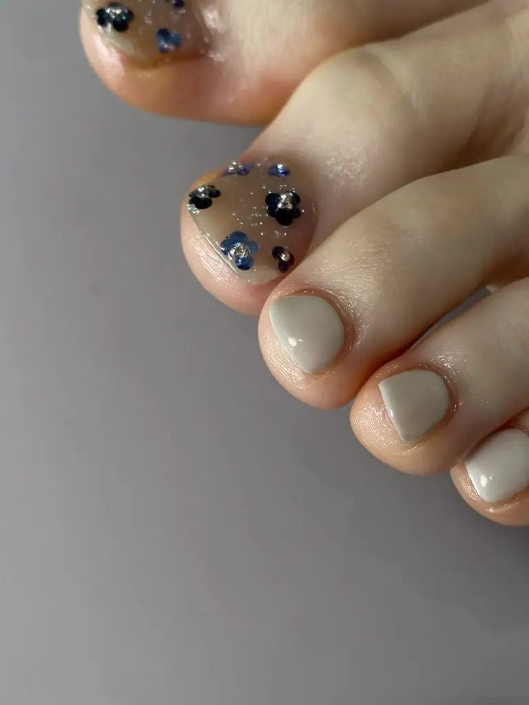 nails & spa YULU.